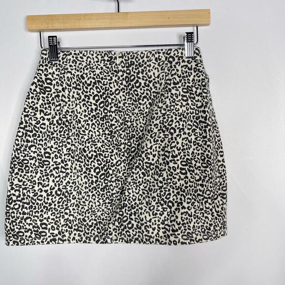 Le Lis Collection Small S Cream Black Leopard Denim Mini Skirt Animal Print - Picture 2 of 6